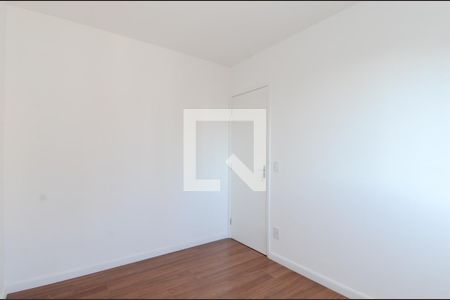 Apartamento à venda com 59m², 2 quartos e 2 vagas Apartamento à venda com 59m², 2 quartos e 2 vagasQuarto