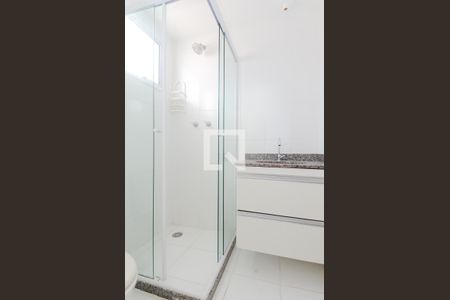 Apartamento à venda com 59m², 2 quartos e 2 vagas Apartamento à venda com 59m², 2 quartos e 2 vagasBanheiro