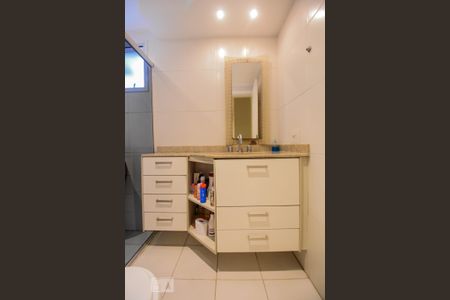 Apartamento para alugar com 127m², 3 quartos e 2 vagasBanheiro