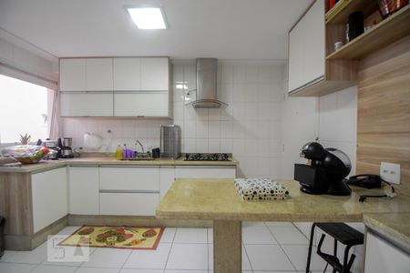 Apartamento para alugar com 127m², 3 quartos e 2 vagasCozinha
