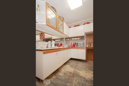 Casa de condomínio à venda com 450m², 5 quartos e 4 vagasCozinha