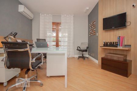 Casa de condomínio à venda com 450m², 5 quartos e 4 vagasQuarto suíte 2