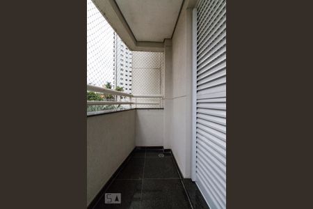 Apartamento para alugar com 150m², 3 quartos e 4 vagasVaranda Quarto Suíte 1 