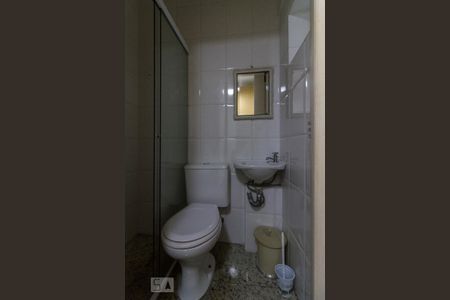 Apartamento para alugar com 150m², 3 quartos e 4 vagasBanheiro de Serviço 