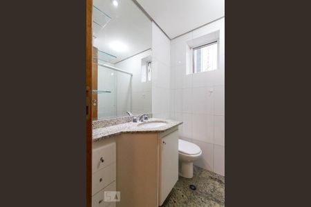 Apartamento para alugar com 150m², 3 quartos e 4 vagasBanheiro Suíte 3 