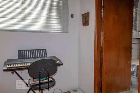 Quarto 1 de casa para alugar com 3 quartos, 400m² em Chácara Inglesa, São Paulo