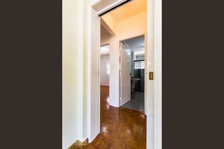 Corredor de apartamento à venda com 2 quartos, 95m² em Centro, Campinas