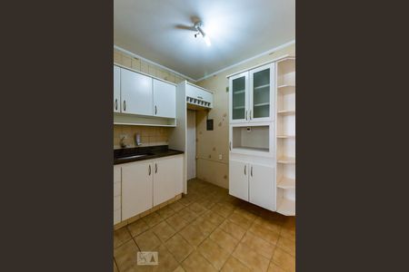 Apartamento à venda com 95m², 2 quartos e 2 vagasCozinha