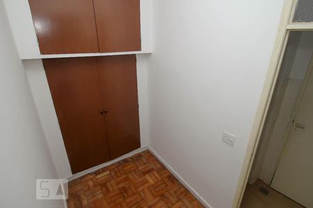 Apartamento para alugar com 56m², 1 quarto e sem vaga Apartamento para alugar com 56m², 1 quarto e sem vagaQuarto de Serviço