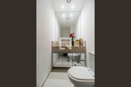 Lavabo de apartamento para alugar com 3 quartos, 106m² em Empresarial 18 do Forte, Barueri