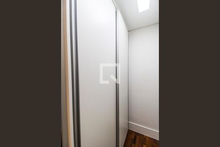 Apartamento à venda com 106m², 3 quartos e 2 vagasCloset da suíte 1