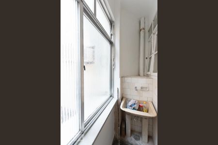 Apartamento para alugar com 70m², 3 quartos e sem vagaÁrea de Serviço