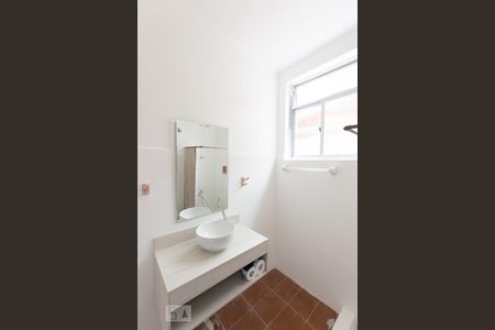 Banheiro Social de apartamento para alugar com 3 quartos, 70m² em Icaraí, Niterói