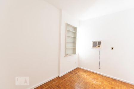 Quarto 2 de apartamento para alugar com 3 quartos, 70m² em Icaraí, Niterói