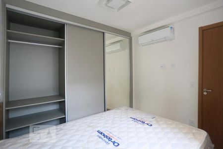 Apartamento à venda com 41m², 1 quarto e 1 vagaQuarto Armário