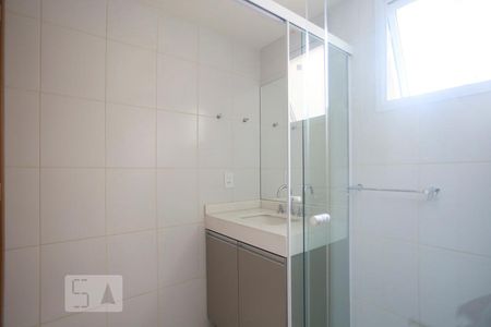 Banheiro de apartamento à venda com 1 quarto, 41m² em Sumaré, São Paulo