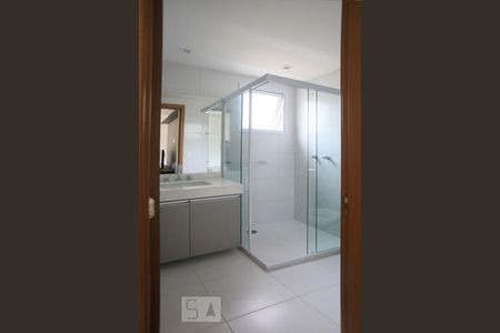 Banheiro de apartamento à venda com 1 quarto, 41m² em Sumaré, São Paulo