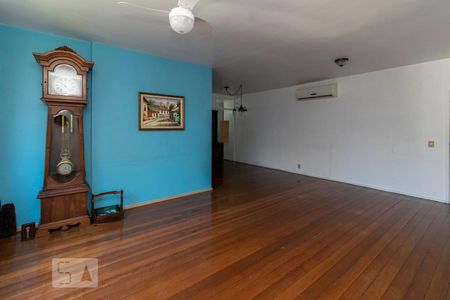 Sala de apartamento para alugar com 3 quartos, 110m² em Icaraí, Niterói