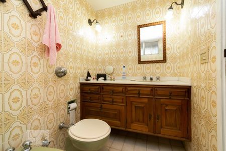 Banheiro Suíte de apartamento para alugar com 3 quartos, 110m² em Icaraí, Niterói
