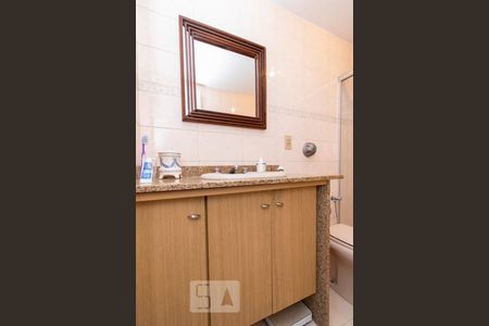 Banheiro Social de apartamento para alugar com 3 quartos, 110m² em Icaraí, Niterói