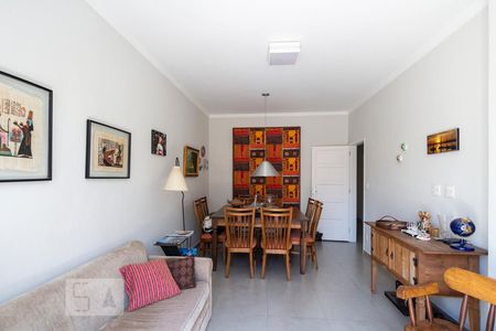 Sala de casa para alugar com 4 quartos, 200m² em Planalto Paulista, São Paulo