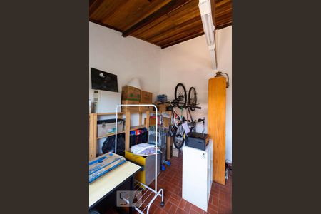 Casa à venda com 200m², 4 quartos e 2 vagasEdícula - Escritório