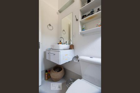 Casa à venda com 200m², 4 quartos e 2 vagasSuíte quarto 3