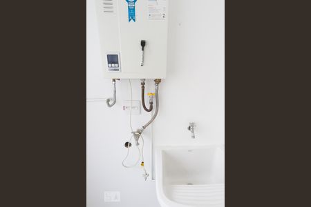 Apartamento para alugar com 100m², 2 quartos e 1 vagaÁrea de serviço (aquecedor e tanque)