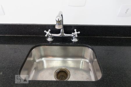 Apartamento para alugar com 100m², 2 quartos e 1 vagaCozinha (pia e torneira)