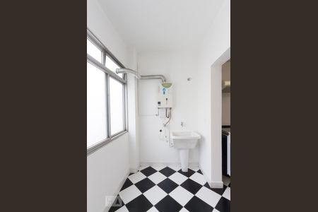 Apartamento para alugar com 100m², 2 quartos e 1 vagaÁrea de serviço