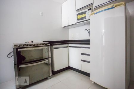 Studio para alugar com 28m², 1 quarto e sem vaga Studio para alugar com 28m², 1 quarto e sem vagaCozinha