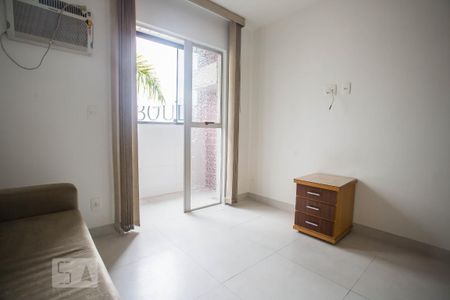 Quarto de kitnet/studio para alugar com 1 quarto, 28m² em Asa Norte, Brasília