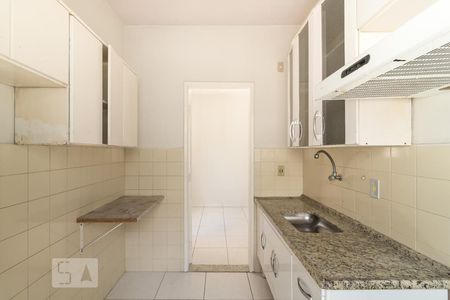 Apartamento à venda com 56m², 2 quartos e 1 vagaCozinha