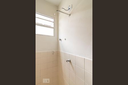 Banheiro de apartamento à venda com 2 quartos, 56m² em Santa Rosa, Belo Horizonte