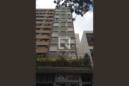 Studio para alugar com 30m², 1 quarto e sem vaga Studio para alugar com 30m², 1 quarto e sem vagaFachada