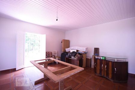 Casa à venda com 380m², 3 quartos e 2 vagasQuarto de serviço 1