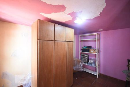 Casa à venda com 380m², 3 quartos e 2 vagasQuarto de serviço 3