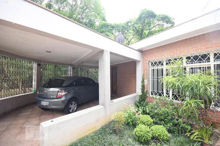 Casa à venda com 380m², 3 quartos e 2 vagasEntrada