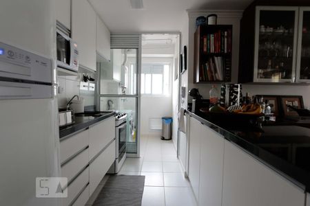 Apartamento à venda com 69m², 2 quartos e 1 vagaCozinha