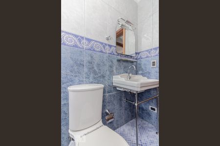Banheiro de apartamento à venda com 4 quartos, 130m² em Vila Osasco, Osasco