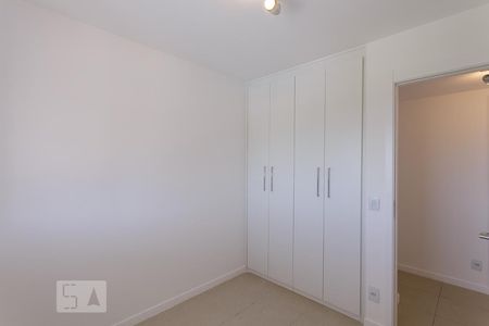 Apartamento à venda com 100m², 3 quartos e 2 vagasQuarto