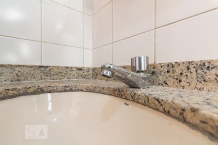 Casa de condomínio à venda com 160m², 2 quartos e 2 vagasBanheiro - Suíte