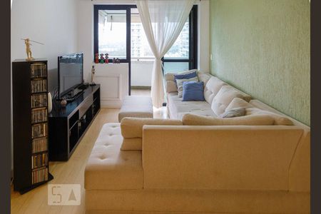 Sala de apartamento à venda com 2 quartos, 90m² em Barra da Tijuca, Rio de Janeiro