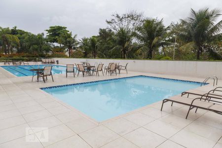 Apartamento para alugar com 90m², 2 quartos e sem vagaPiscina