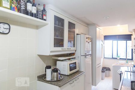 Apartamento para alugar com 90m², 2 quartos e sem vagaCozinha