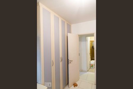 Apartamento para alugar com 90m², 2 quartos e sem vagaQuarto