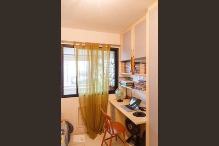 Apartamento para alugar com 90m², 2 quartos e sem vagaQuarto