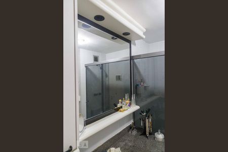Apartamento para alugar com 90m², 2 quartos e sem vagaSuíte