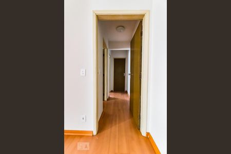 Apartamento à venda com 74m², 2 quartos e 1 vagaCorredor