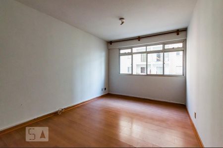 Apartamento à venda com 74m², 2 quartos e 1 vagaSala